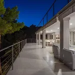 Oceanus Hvar Town