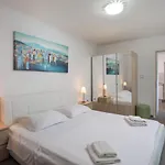 Oceanus Hvar Town