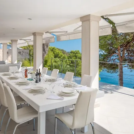 Villa Oceanus Hvar Town