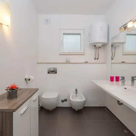 ヴィラ Oceanus フヴァル